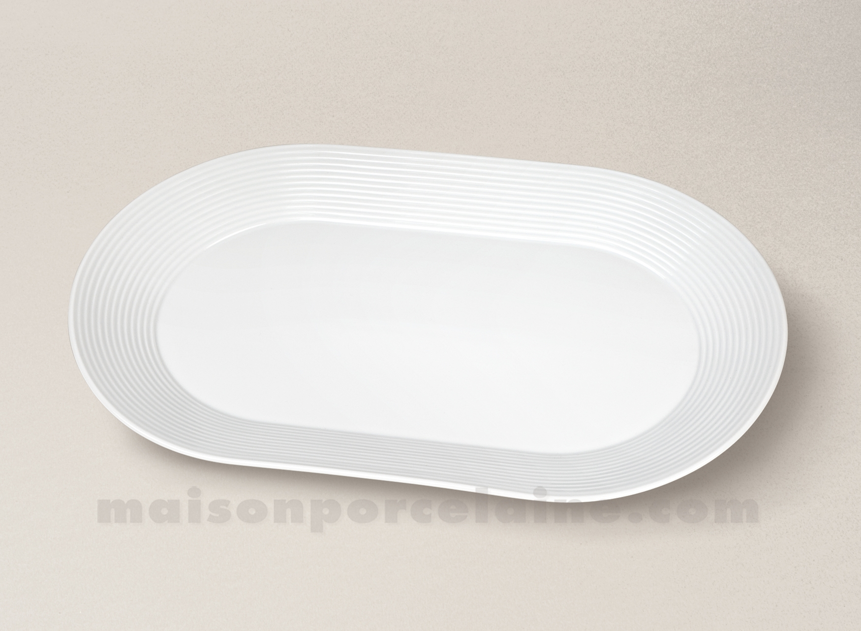 Location Assiette Blanche avec Filet Or dimension 26 cm