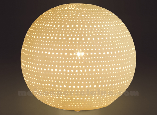 LAMPE BISCUIT PORCELAINE - BOULE POINTS D20.5H18